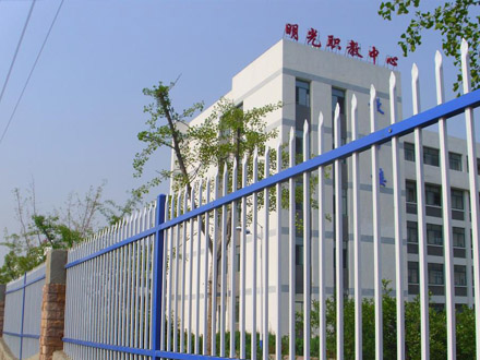 學(xué)校圍墻 學(xué)校圍墻