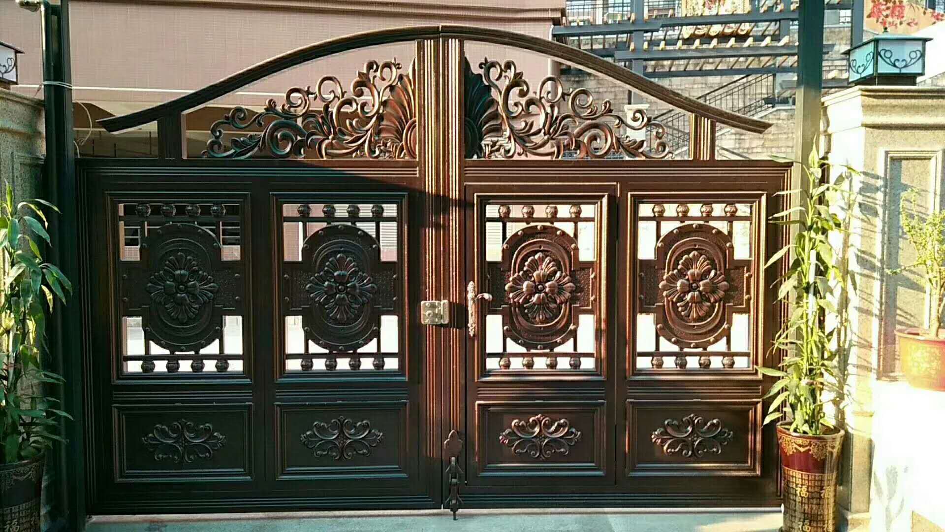 濟南鋁藝大門的制作與保養